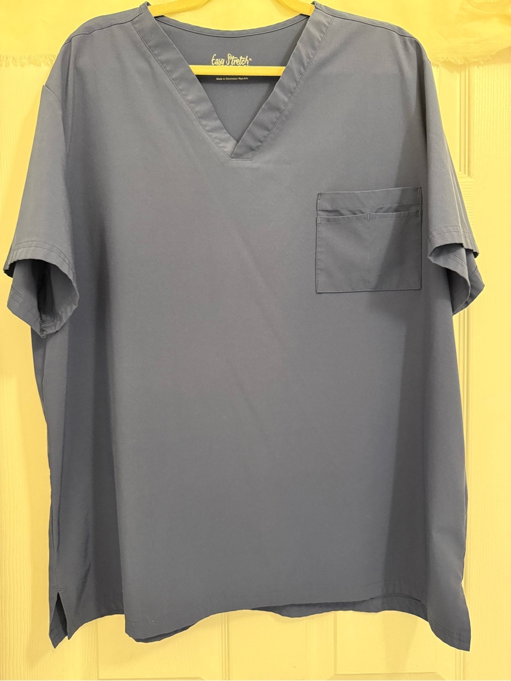 Easy Stretch by Butter-Soft Men’s Navy Blue V-Neck Scrub Top-Size XL